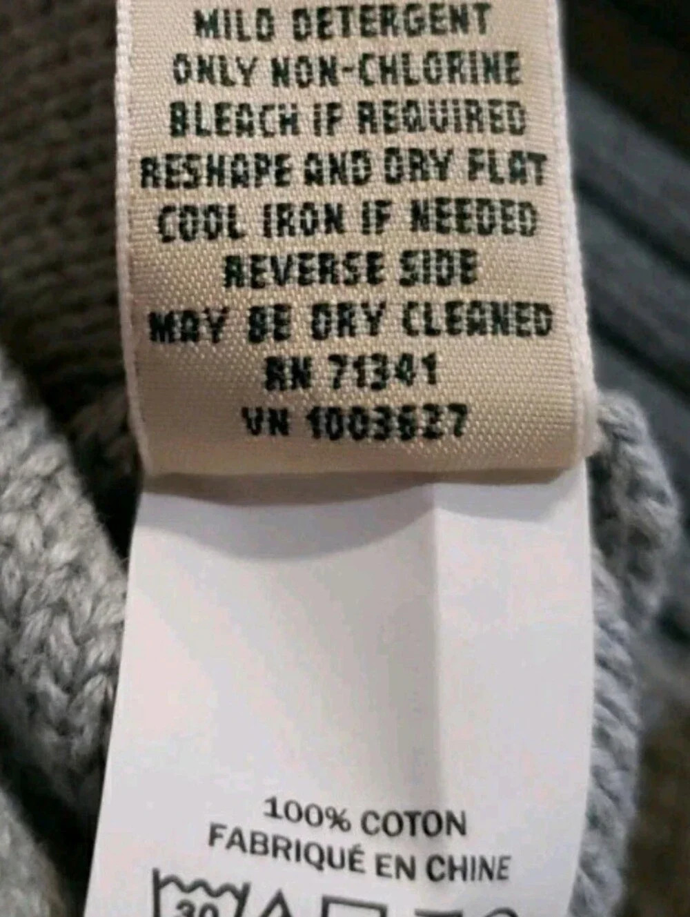 L.L. Bean Light Gray Fisherman Cable Knit Crew Sweater 100% Cotton.